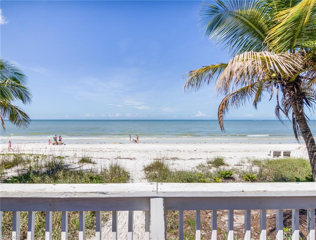 GULF ISLAND MANOR - Residential