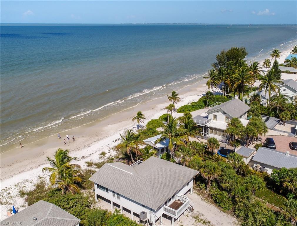 GULF ISLAND MANOR - Residential