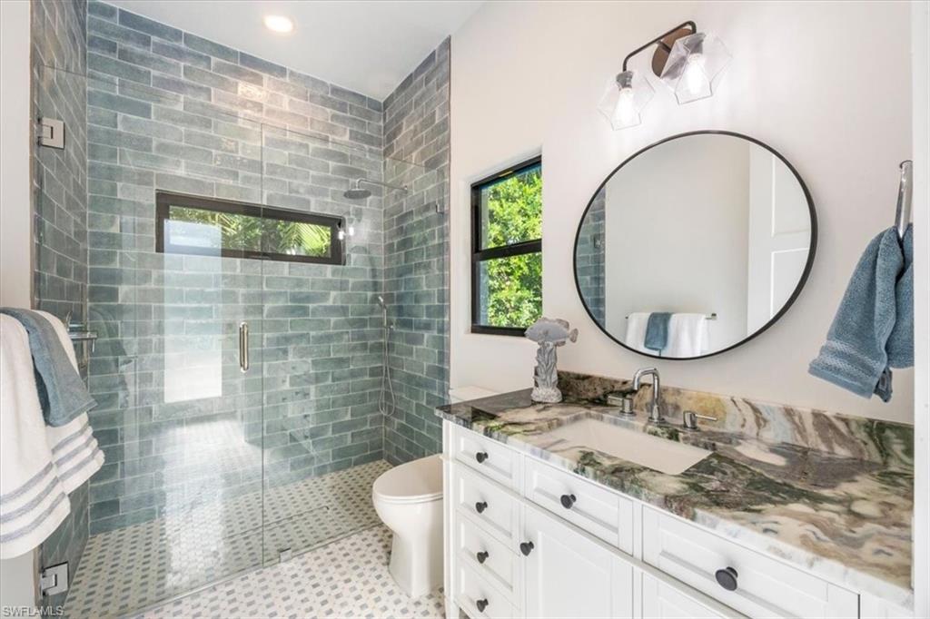 VALLEY OAK - Residential