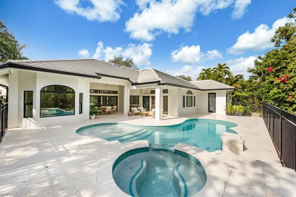 VALLEY OAK - Residential