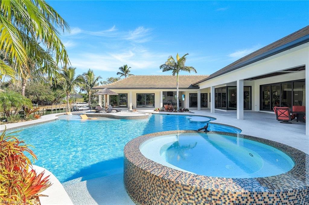 MARCO ISLAND - Residential