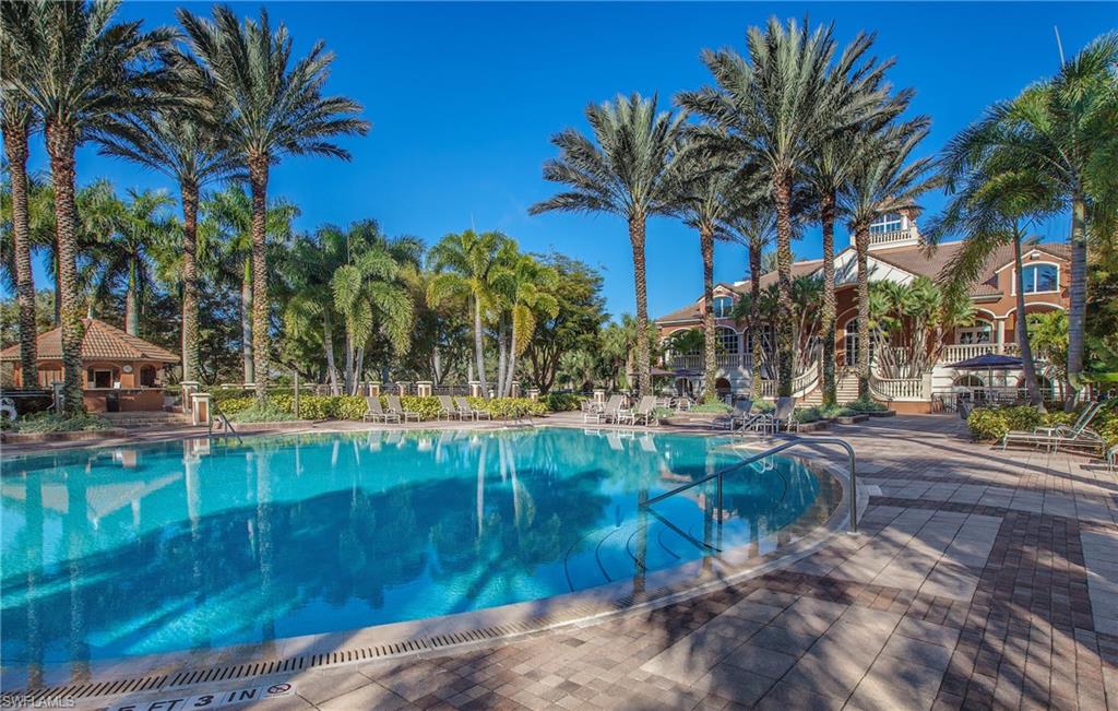 WESTLAKE COURT - Land