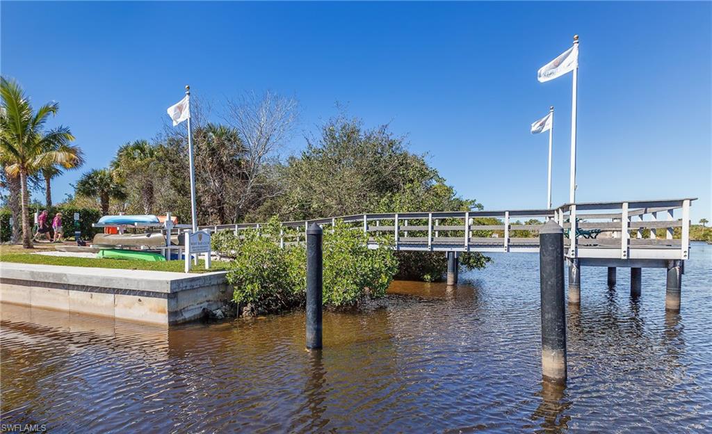 WESTLAKE COURT - Land