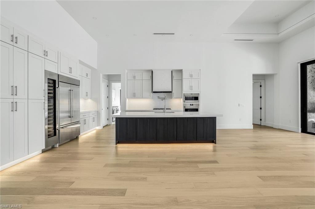 LAKE PARK - Residential