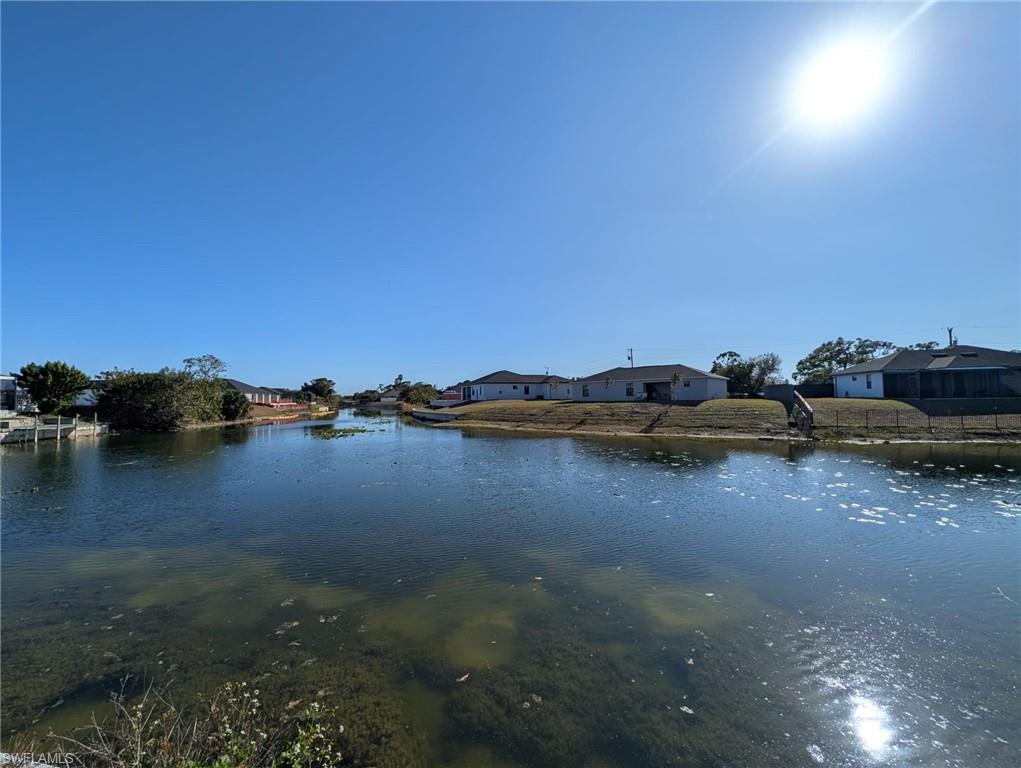 CAPE CORAL - Land