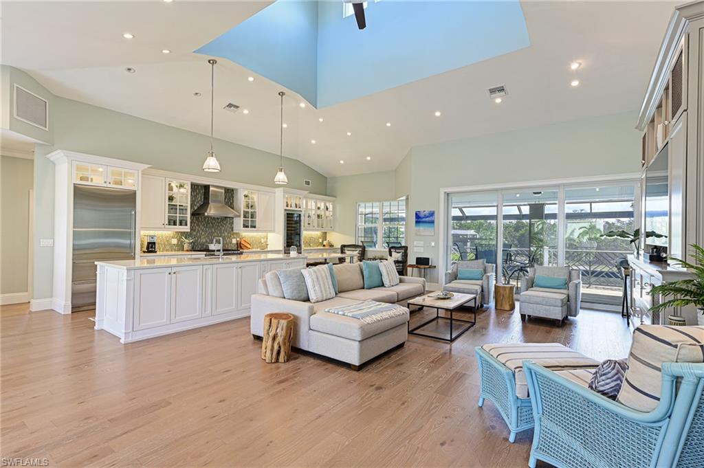 SOUTHPORT ON THE BAY - Residential