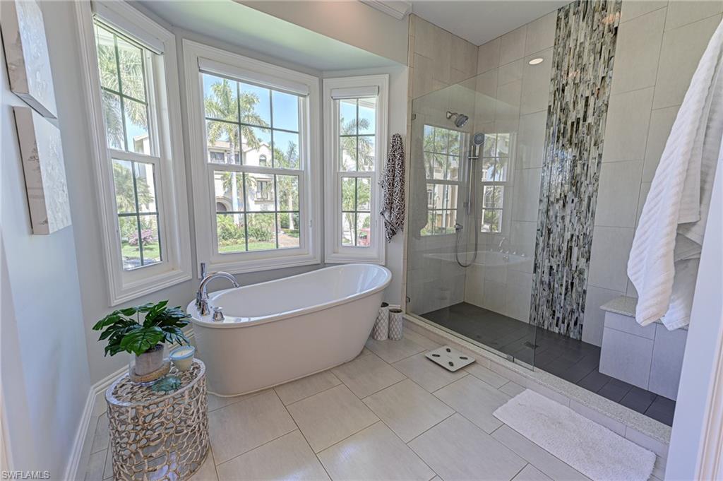 SOUTHPORT ON THE BAY - Residential