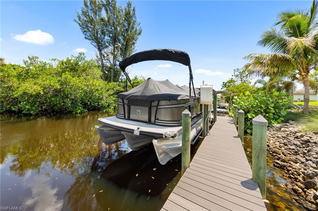 QUARTERDECK COVE - Residential