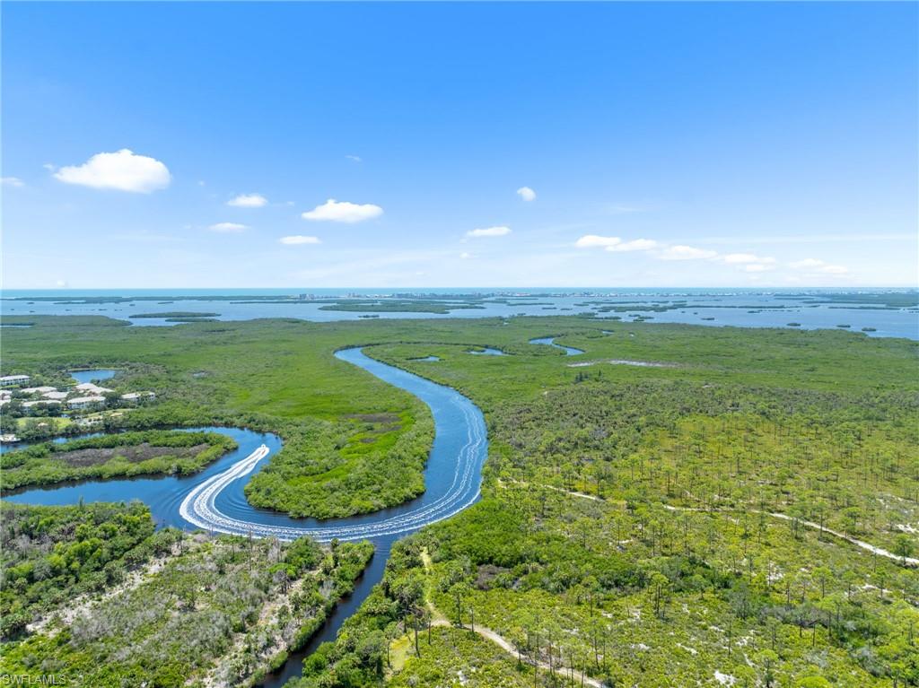 QUARTERDECK COVE - Residential