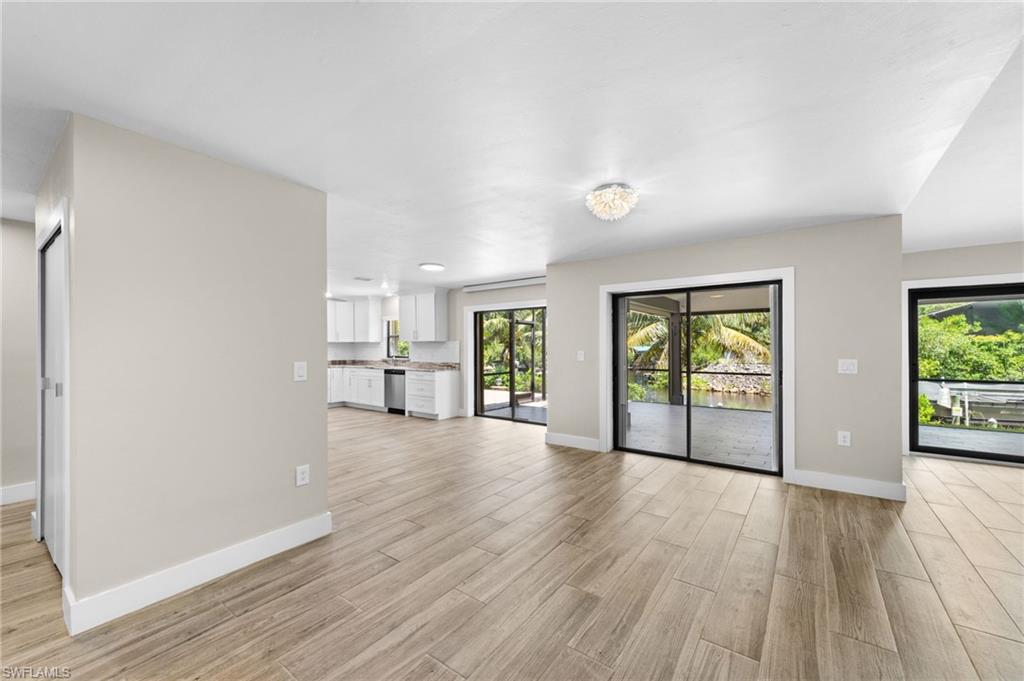 QUARTERDECK COVE - Residential