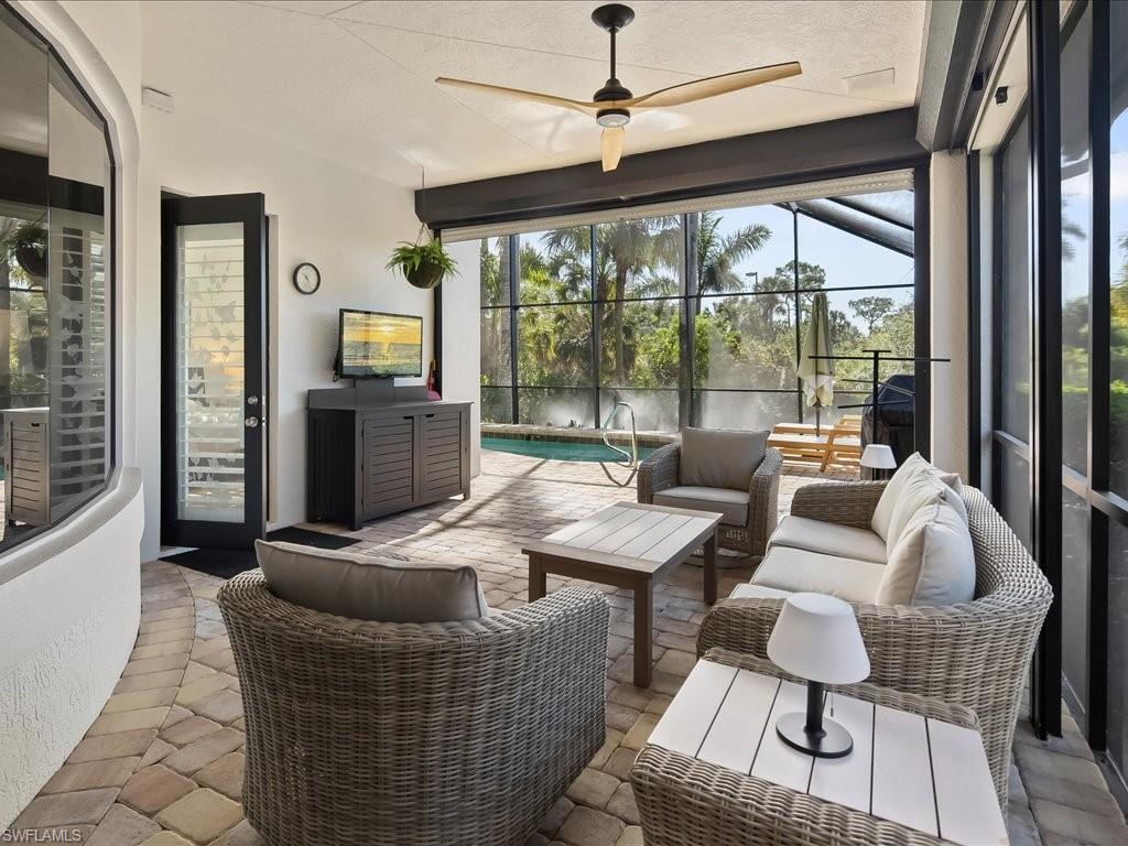 ARBOR STRAND - Residential