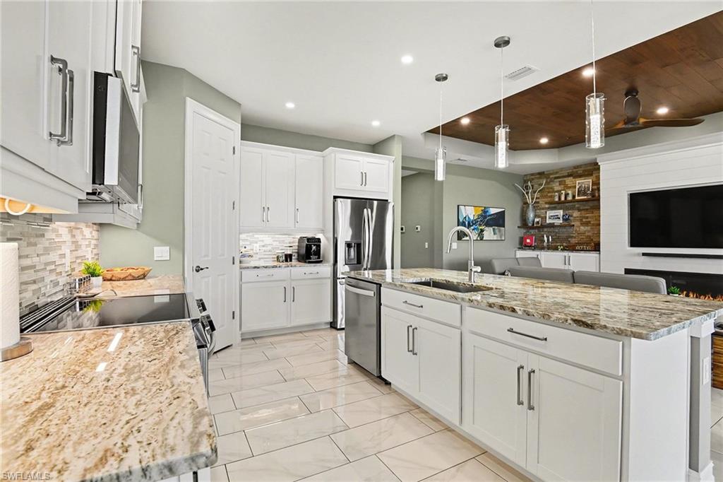 STONEWATER - Residential