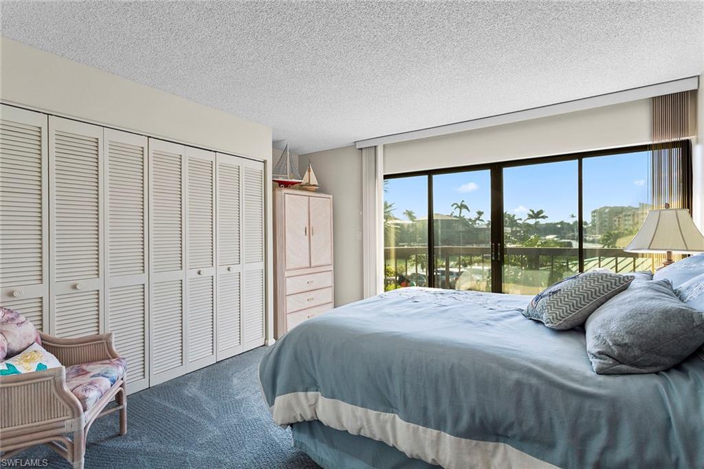 TROPICAL ISLE - Residential