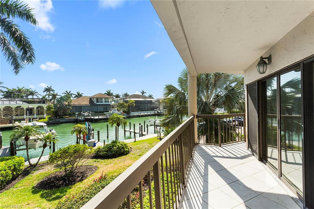 TROPICAL ISLE - Residential