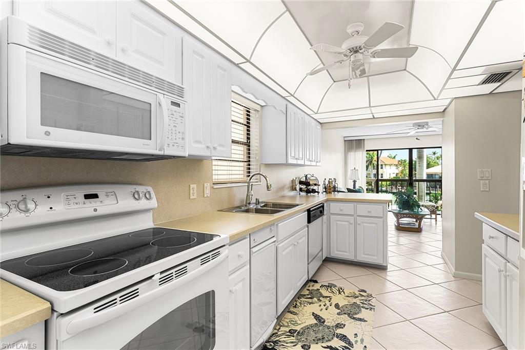 TROPICAL ISLE - Residential