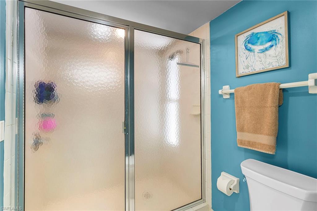 TROPICAL ISLE - Residential