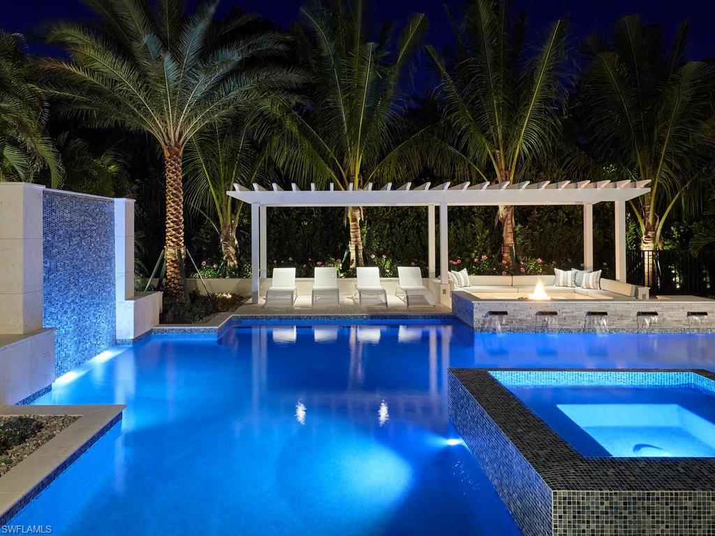 OLDE NAPLES - Residential