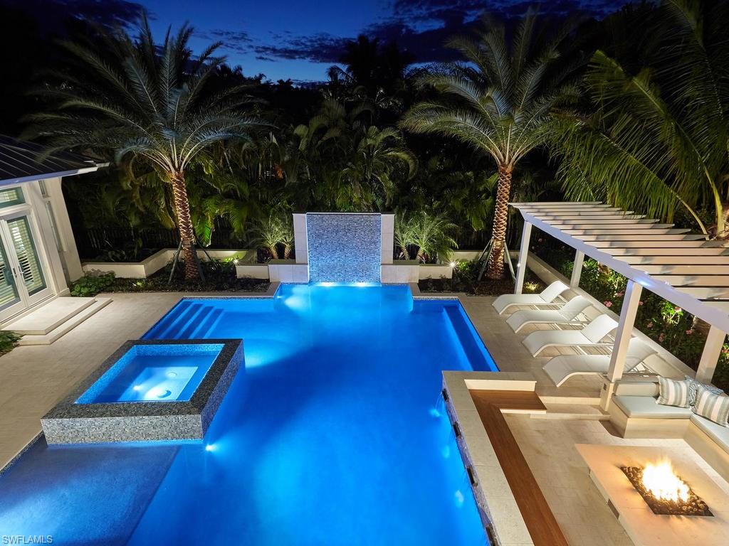 OLDE NAPLES - Residential