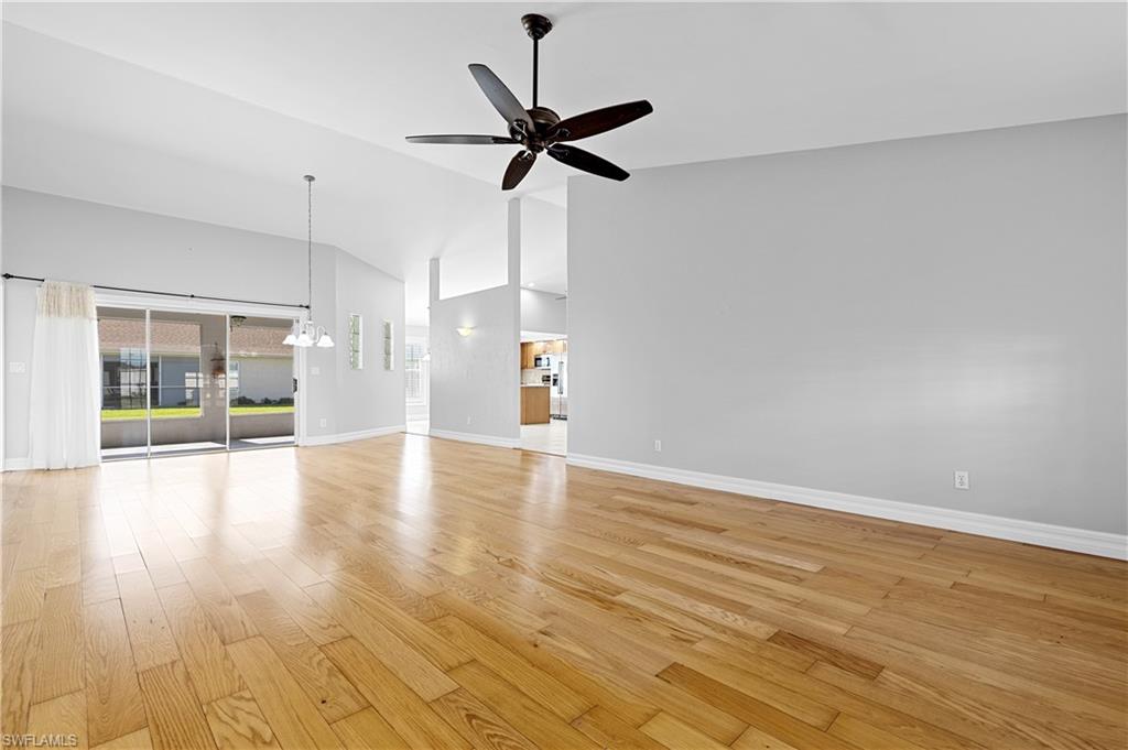 SABAL SPRINGS GOLF AND RACQUET CLUB - Residential