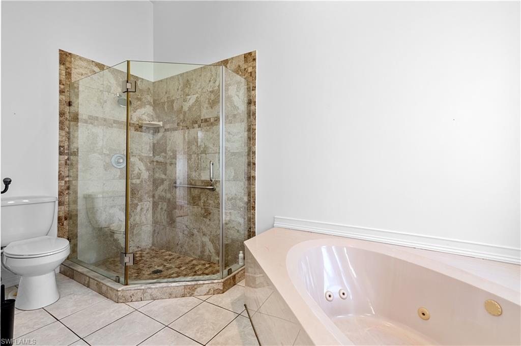 SABAL SPRINGS GOLF AND RACQUET CLUB - Residential