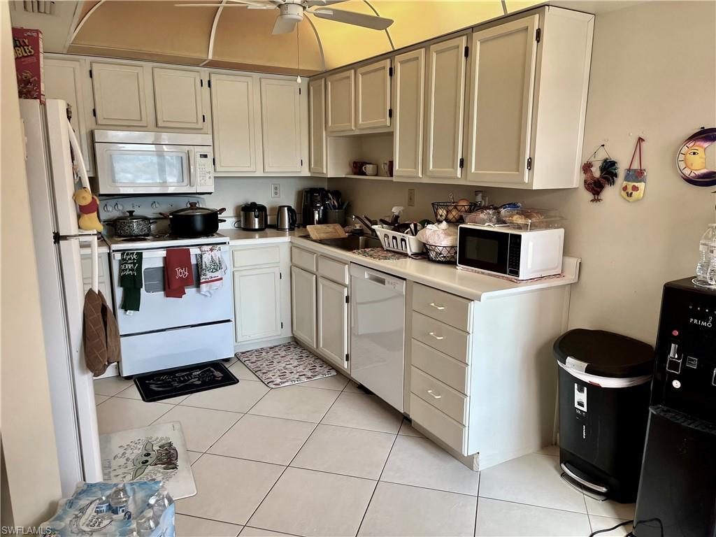 TROPIC SCHOONER APTS - Residential