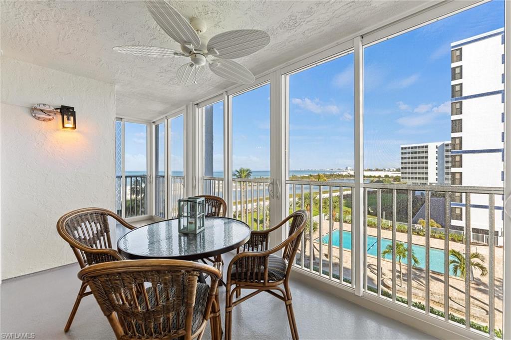 CRECIENTE CONDO NORTH - Residential