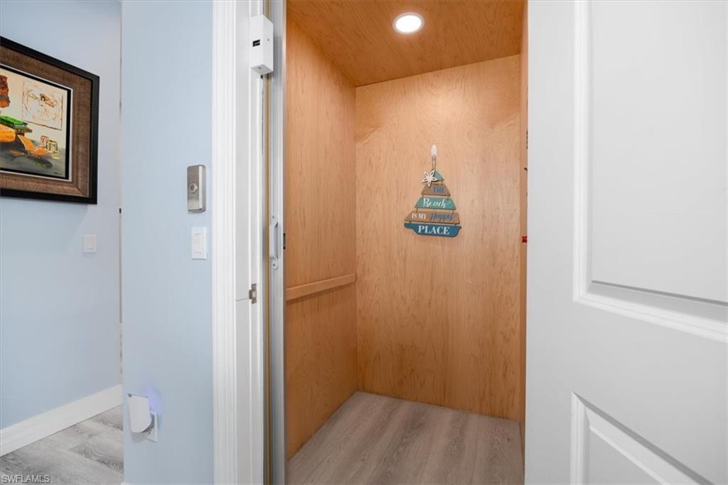 LAGUNA SHORES - Residential