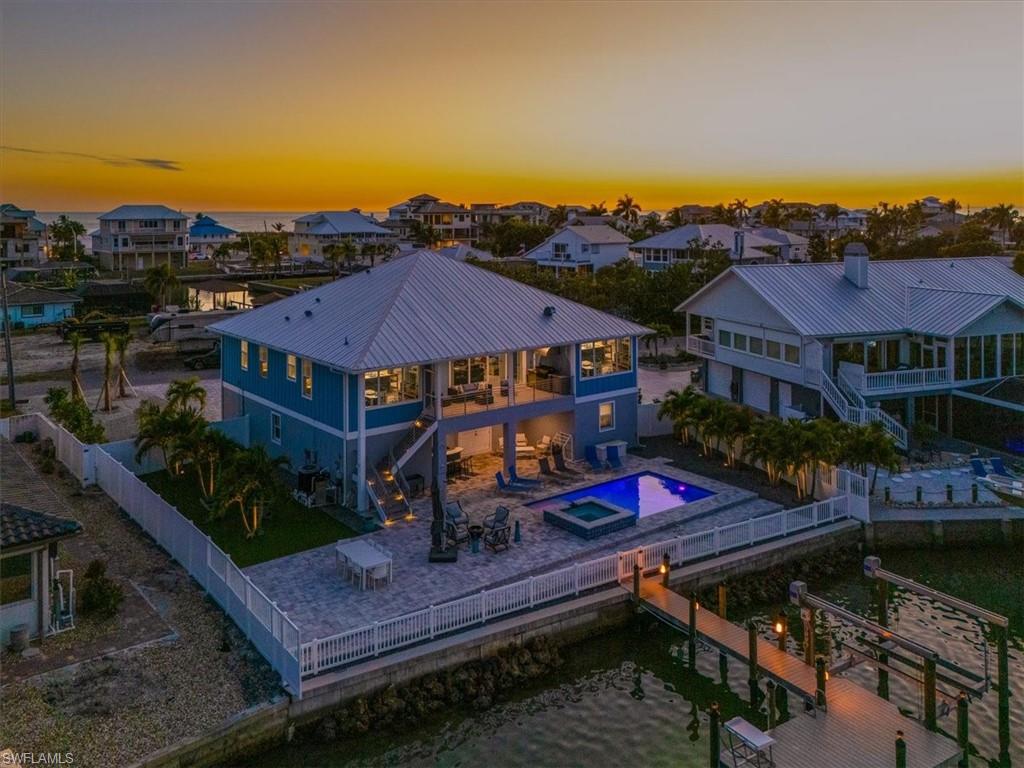 LAGUNA SHORES - Residential