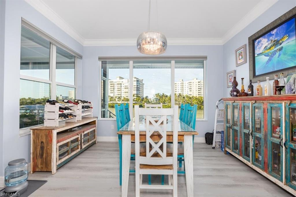 LAGUNA SHORES - Residential