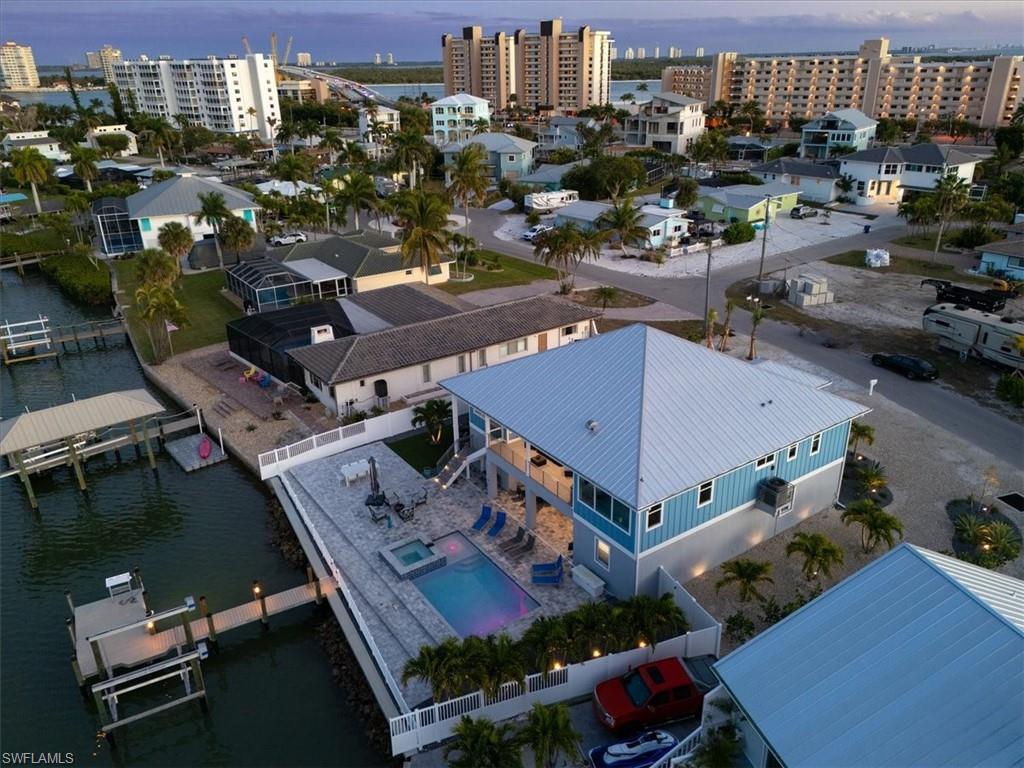 LAGUNA SHORES - Residential