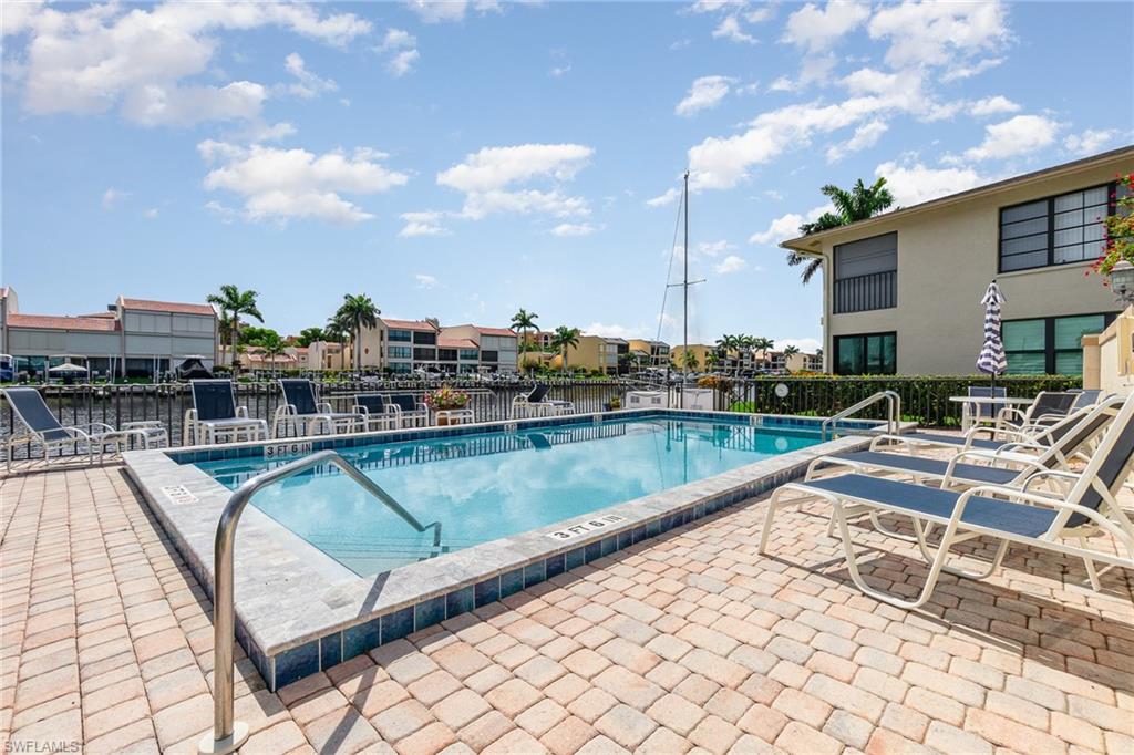 RIVER HARBOR CLUB CONDO - Residential
