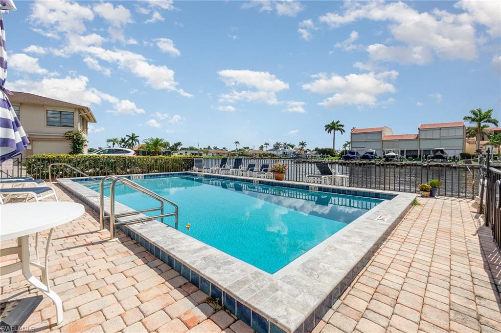 RIVER HARBOR CLUB CONDO - Residential