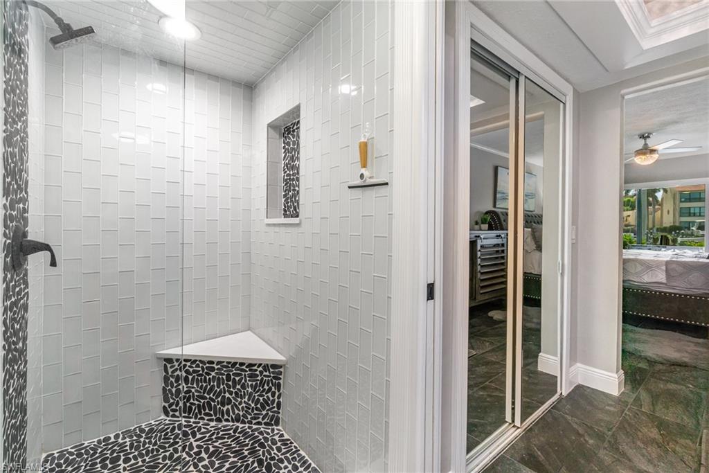 RIVER HARBOR CLUB CONDO - Residential