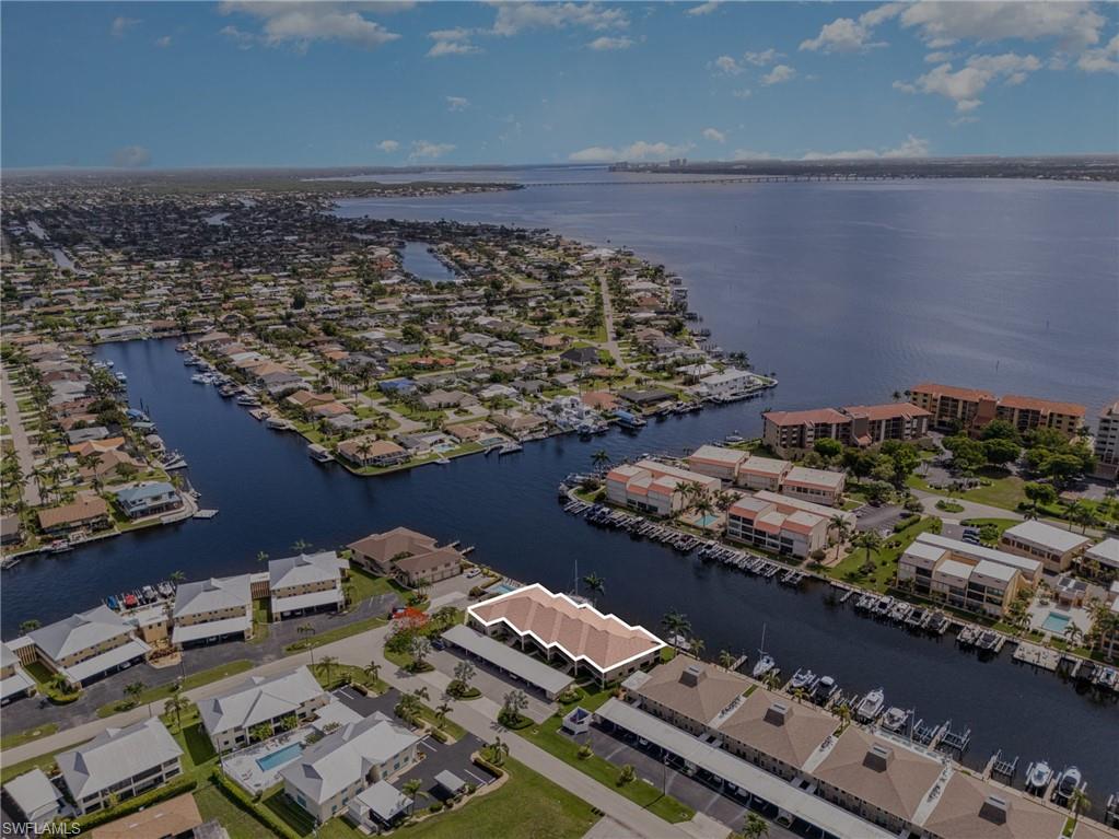 RIVER HARBOR CLUB CONDO - Residential