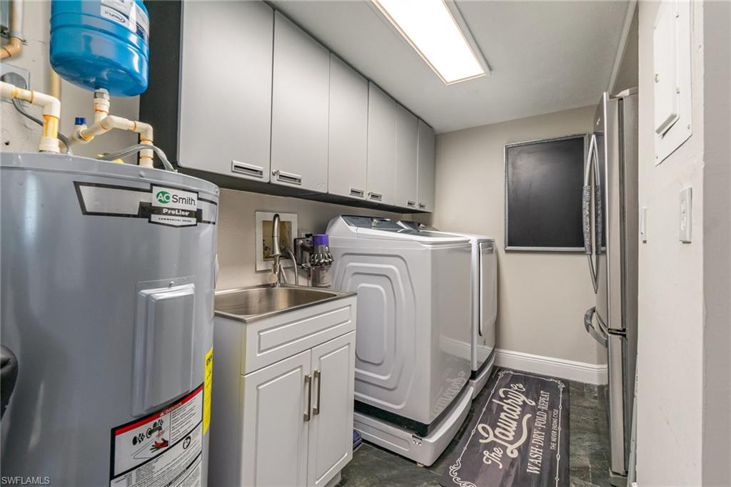 RIVER HARBOR CLUB CONDO - Residential