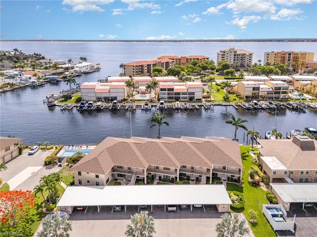 RIVER HARBOR CLUB CONDO - Residential