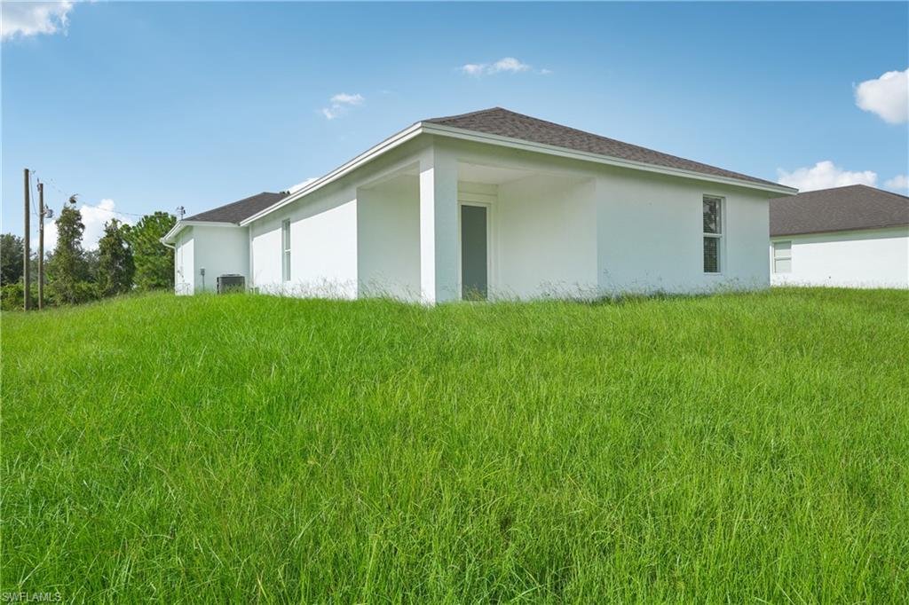 LEHIGH ACRES - Residential