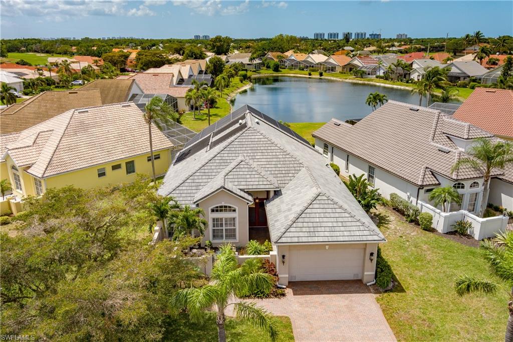 LAKE CLUB VILLAS - Residential Lease