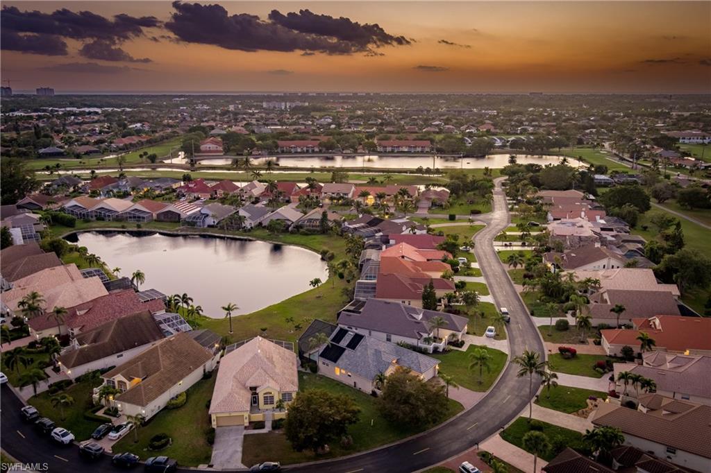 LAKE CLUB VILLAS - Residential Lease