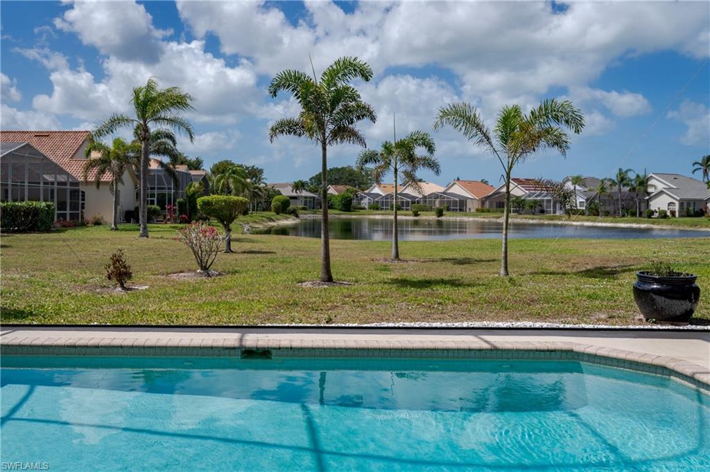 LAKE CLUB VILLAS - Residential Lease