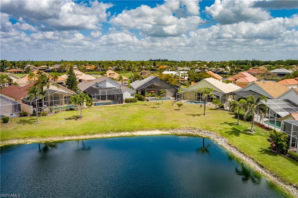 LAKE CLUB VILLAS - Residential Lease
