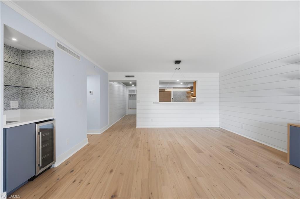 CHATEAUMERE - Residential Lease