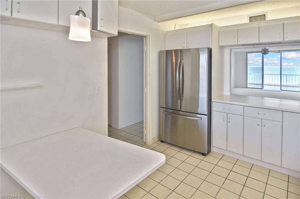 LIGHTHOUSE POINT CONDO - Residential