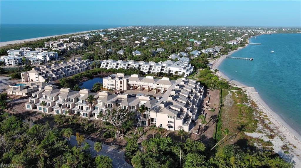 LIGHTHOUSE POINT CONDO - Residential