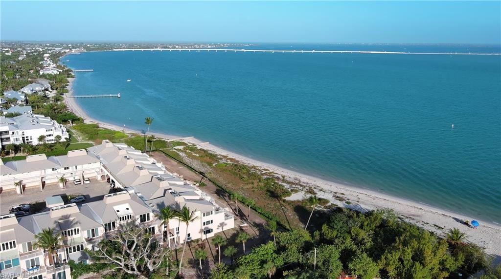 LIGHTHOUSE POINT CONDO - Residential