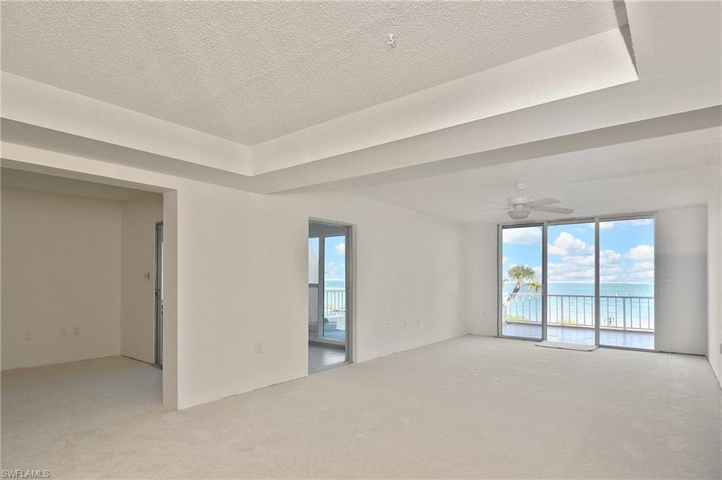 LIGHTHOUSE POINT CONDO - Residential
