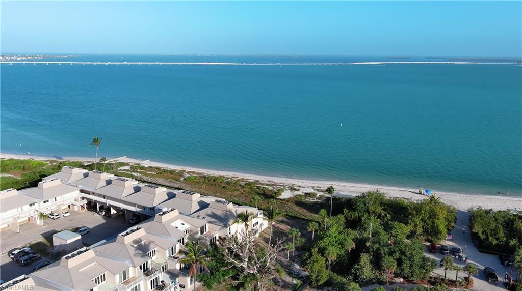 LIGHTHOUSE POINT CONDO - Residential