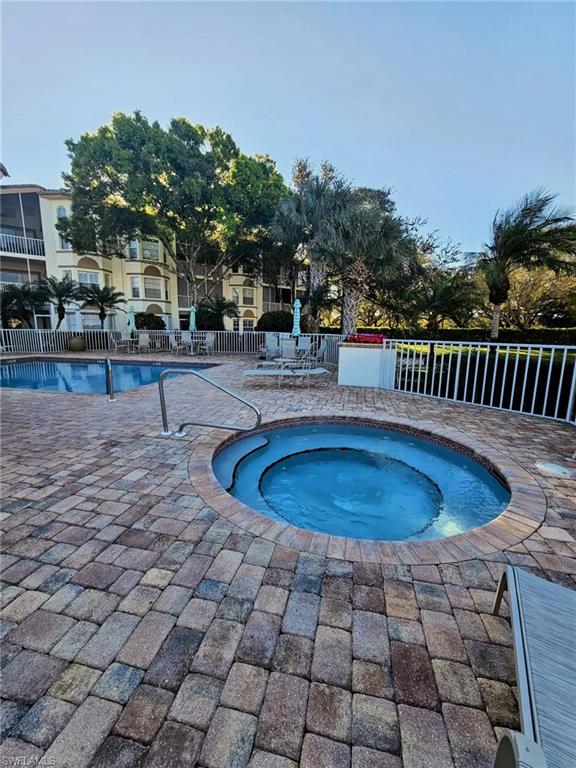 CHARDONNAY - Residential