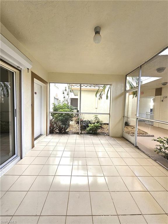 CHARDONNAY - Residential