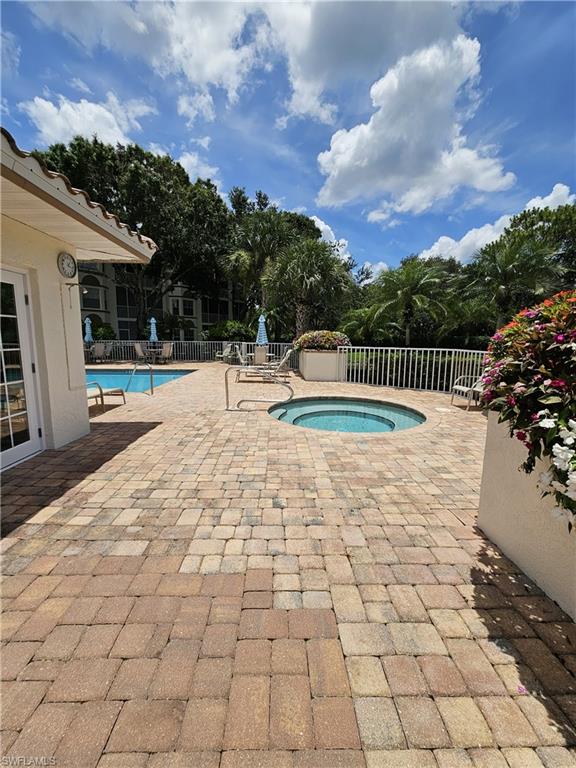 CHARDONNAY - Residential